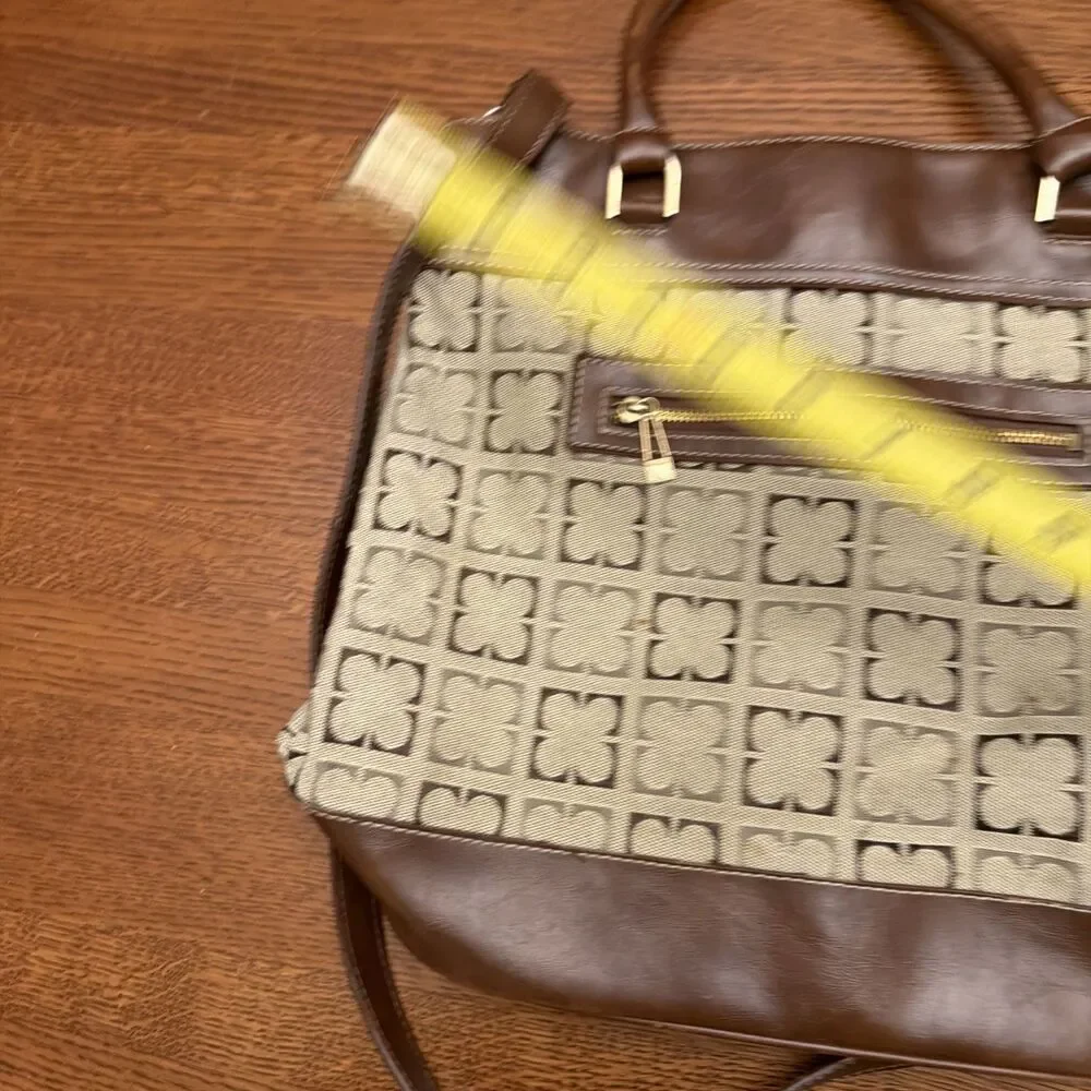 Liz Clairborne Handbag Brown/Tan Zip Closure w/ Zip Pockets & Dividers GUC